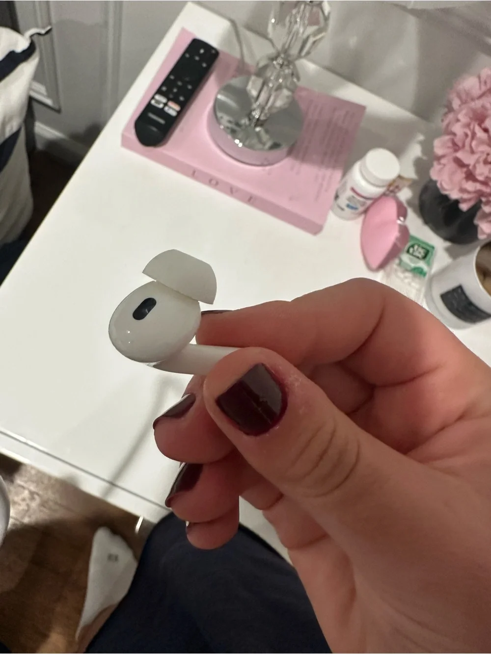 Apple White Left AirPod Pro-Style Earbud